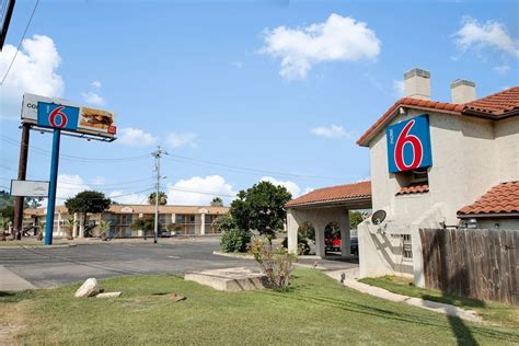 motel 6 vance jackson san antonio